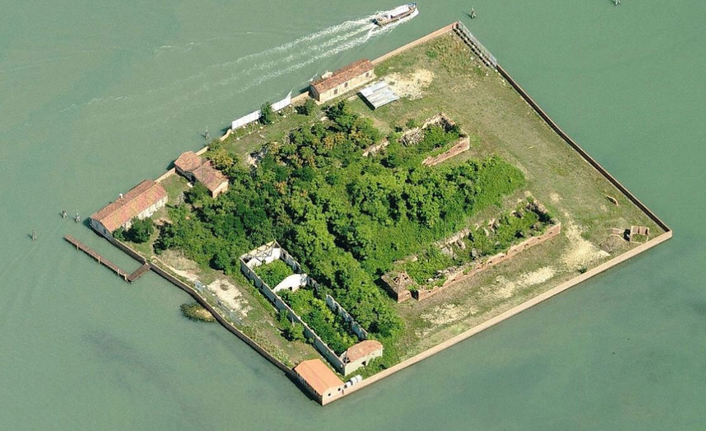 Visuale aerea dell'isola San Giacomo in Paludo, Venezia