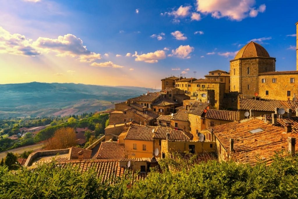 Vista panoramica della città di Volterra 