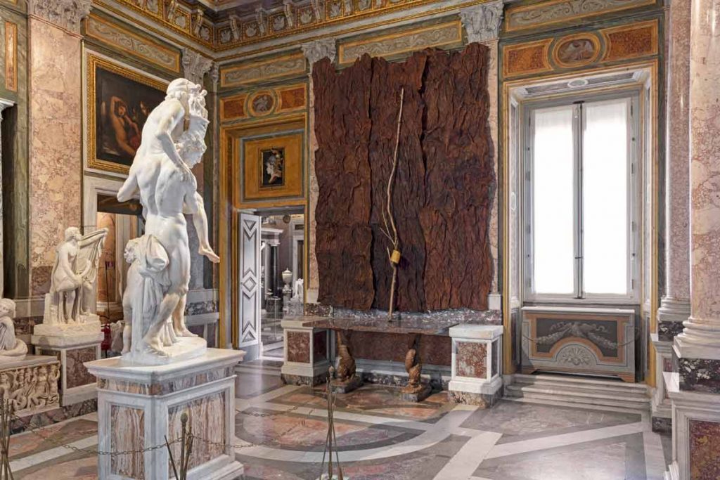 Giuseppe Penone. Gesti universali, Installation view, Sala di Enea e Anchise, Galleria Borghese, Roma