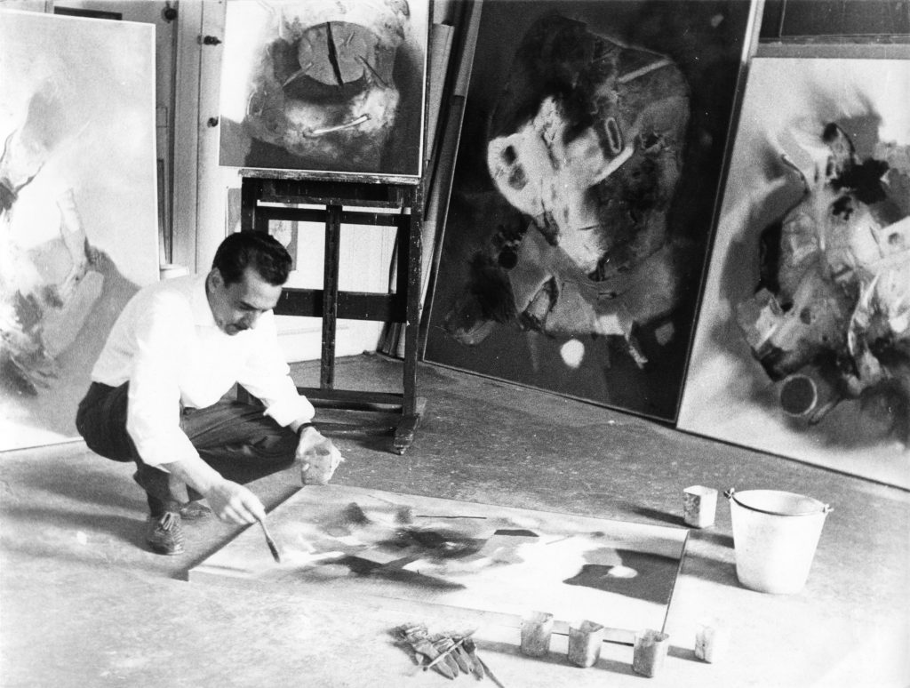 "Edmondo Bacci nello studio, Venezia, 1961"