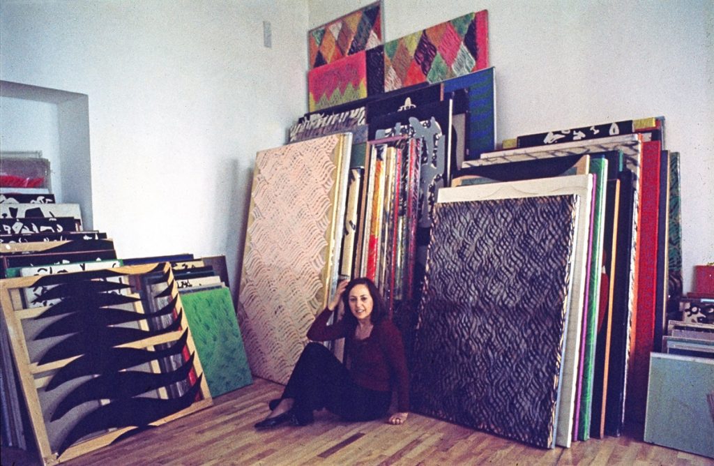 Carla Accardi nel suo studio di Roma